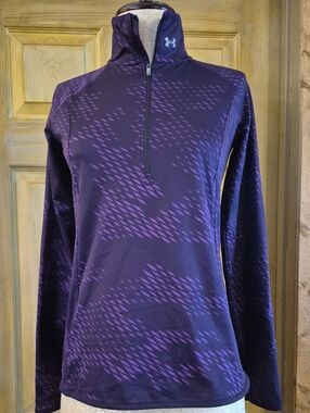 Under Armour Long Sleeve 1/4 Zip Pullover Purple Keyhole Thumb Cuff Size Small